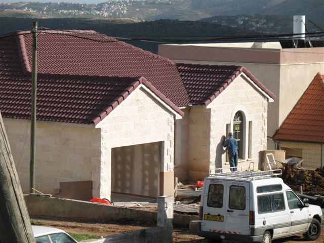 Yisroel Zev installing Marvin windows